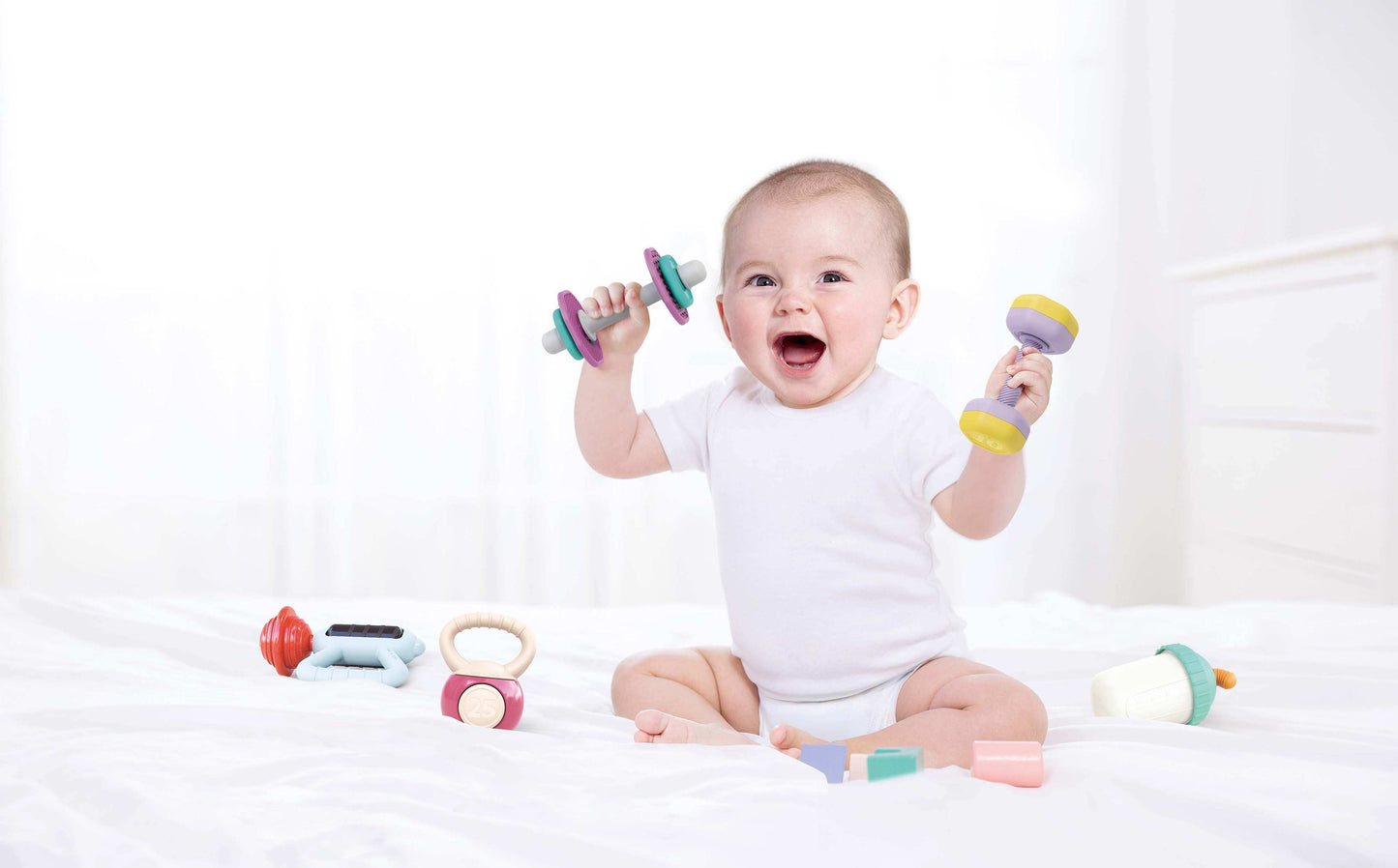 Hola Baby Gym Teethers & Rattles Gift Set kids gift toy in Kuwait